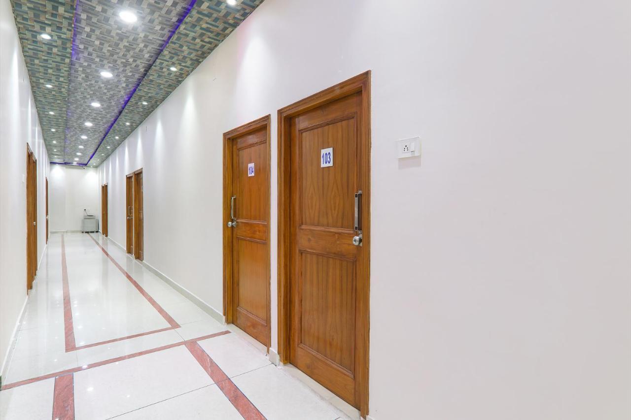 Capital O 64299 Hotel Suncity Juhi Bari Exterior photo